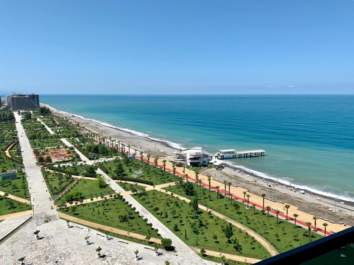 Sea View Orbi Tower Батуми