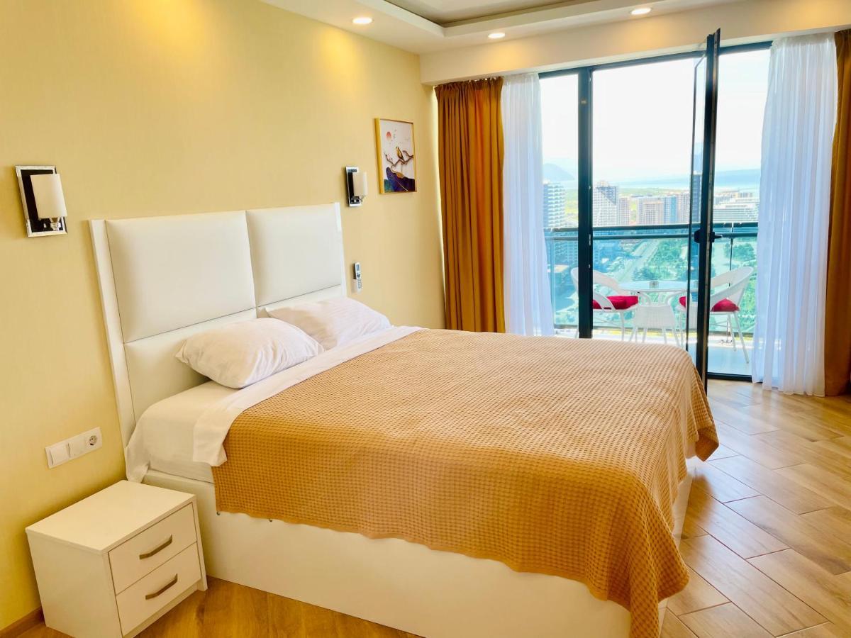 Sea View Orbi Tower * Батуми