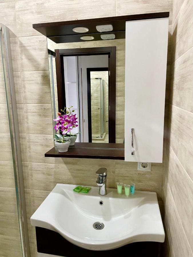 Sea View Orbi Tower Апарт-отель *