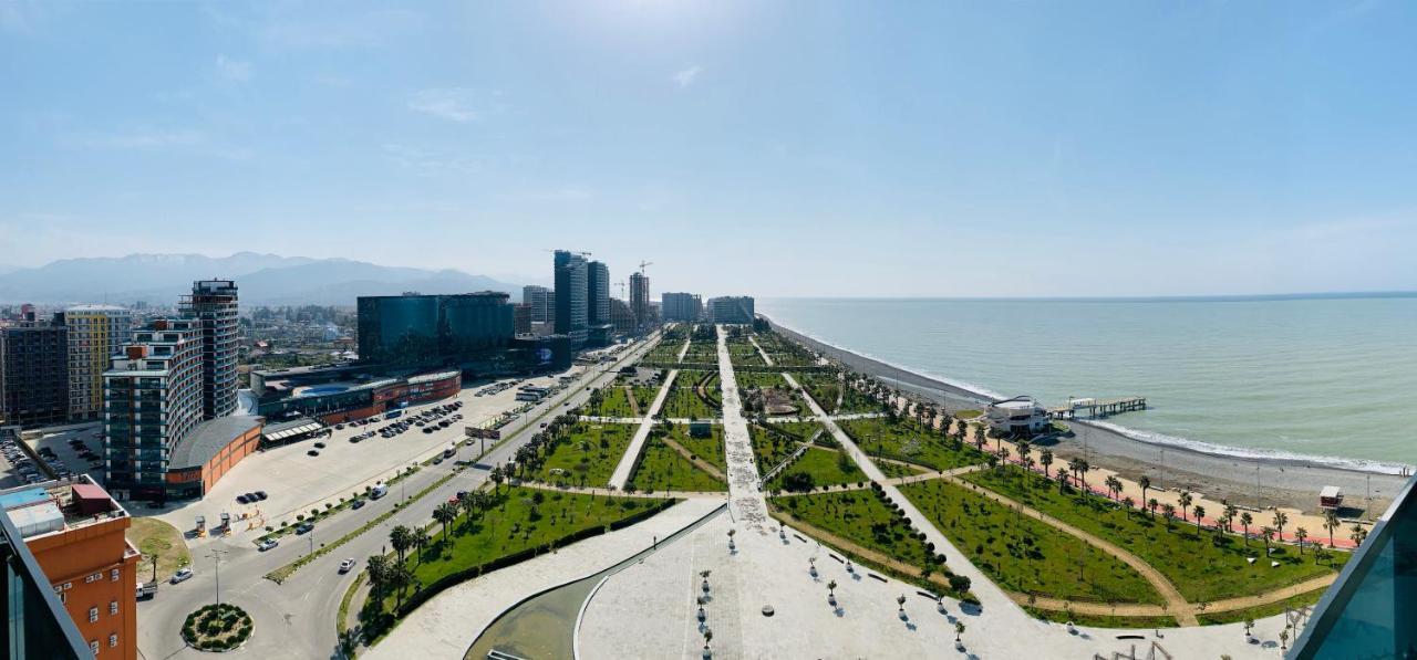Апарт-отель Sea View Orbi Tower